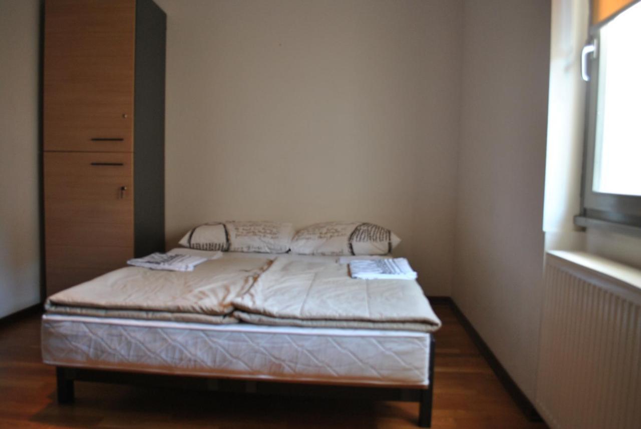 Hostel Situla Novo Mesto Bagian luar foto